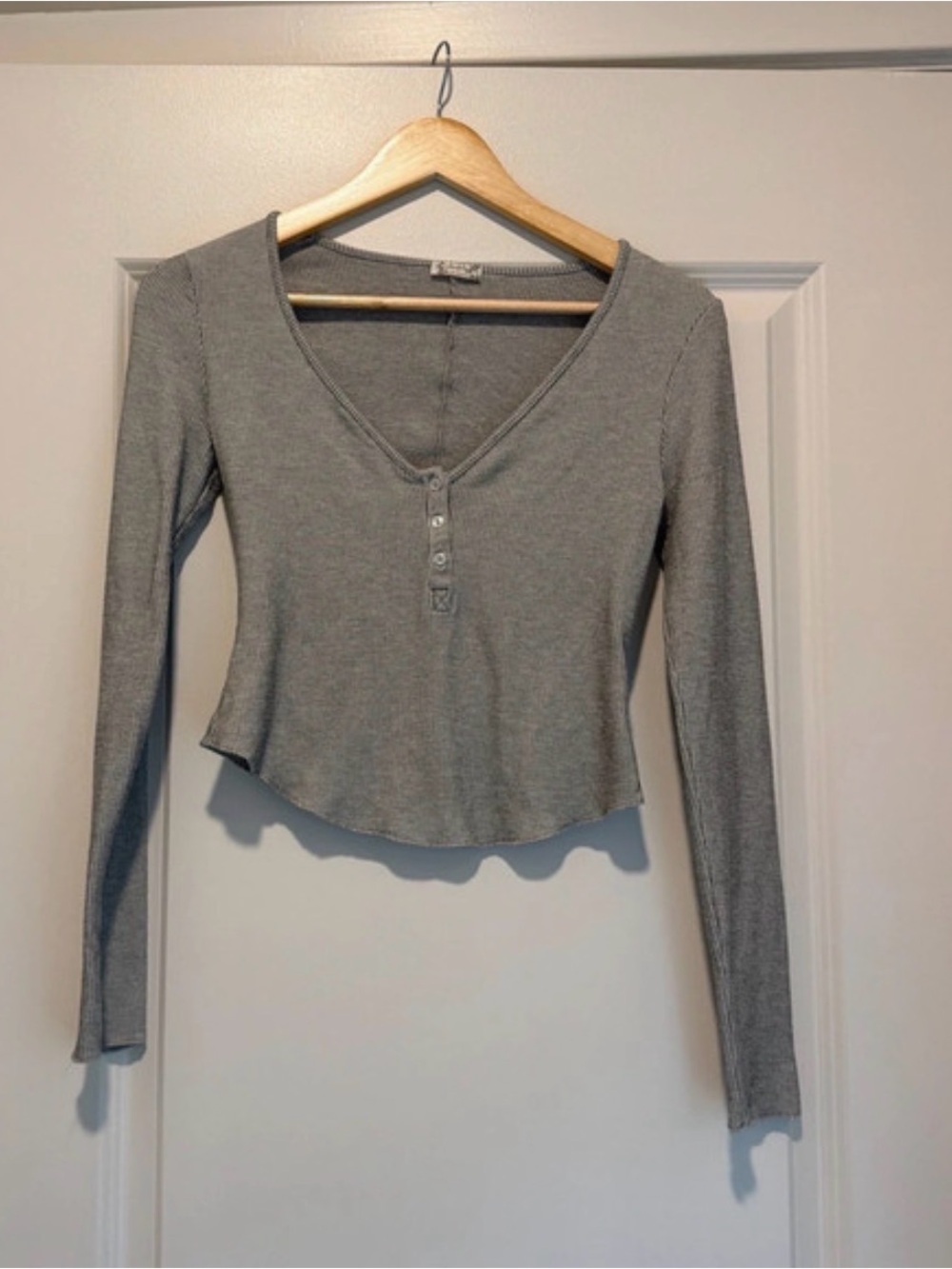 Free People Gray Ribbed V-Neck Henley Long Sleeve Top